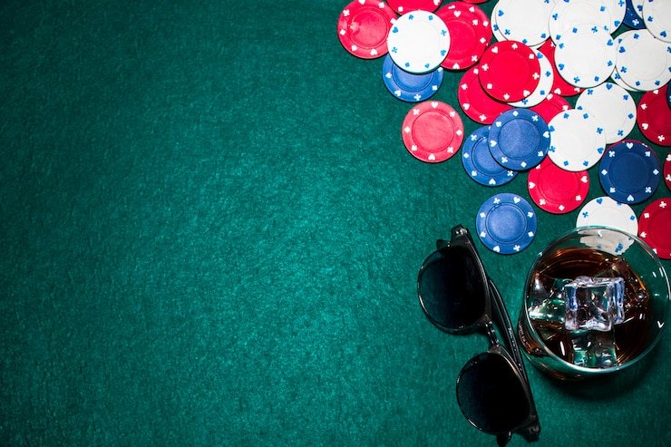 Dasbor multi-olahraga dengan tampilan arah sepak bola, badminton, dan MotoGP